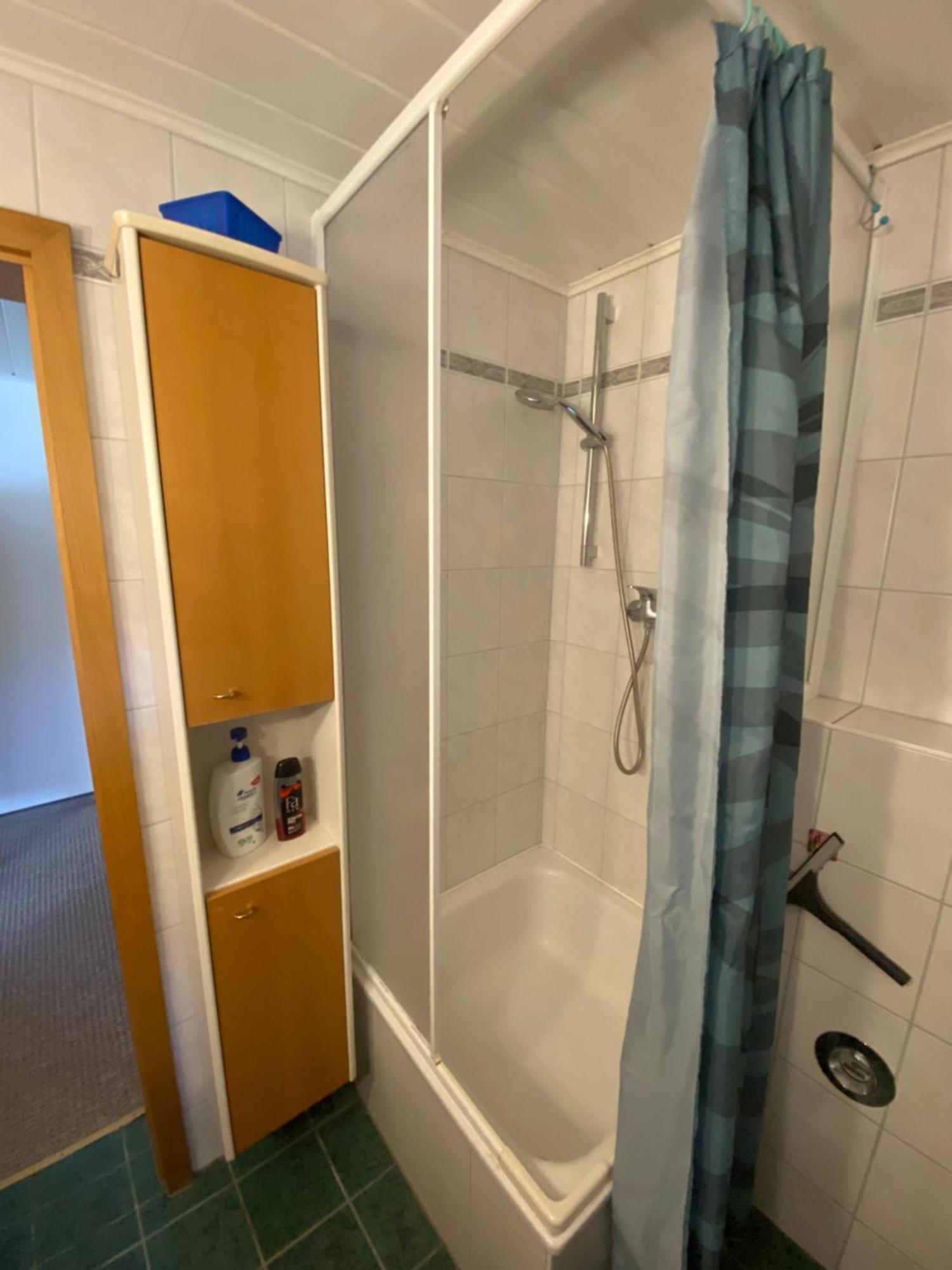 Grosse Helle Wohnung Am Wald In Bad Saarow Nahe Gruenheide Und Berlin Souterrain Buitenkant foto